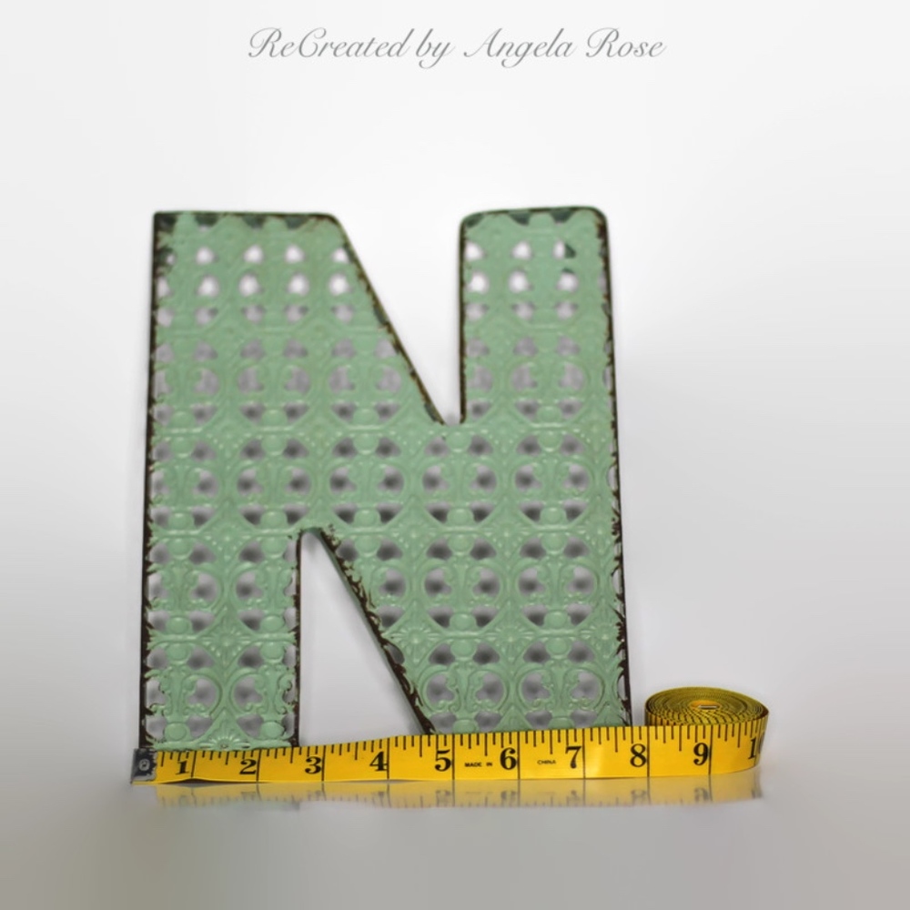 N Monogram Wall Decor Metal - Picture 5 of 5